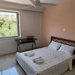 Nyaraló Tropico House Jerakiní